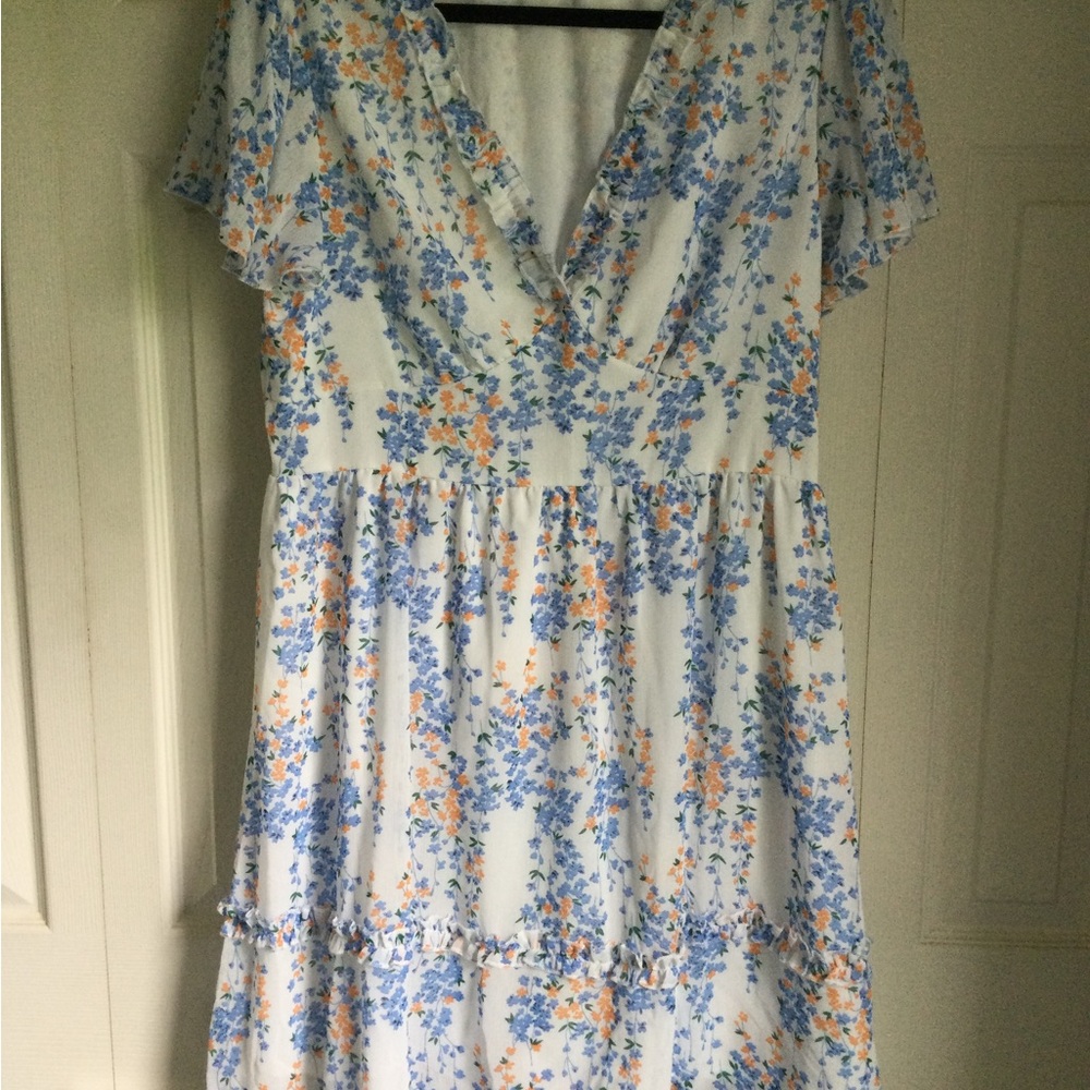 Seasty midi v-neck dress with lining